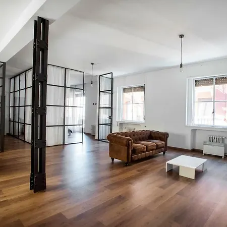 Apartment Love *