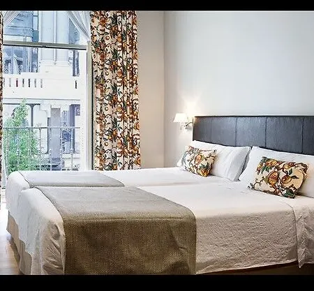 Moderno Puerta Del Sol Otel 3*