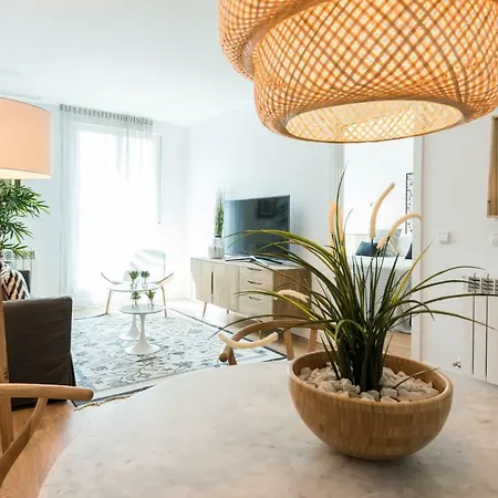 Plaza De Espana Skyline Apartment