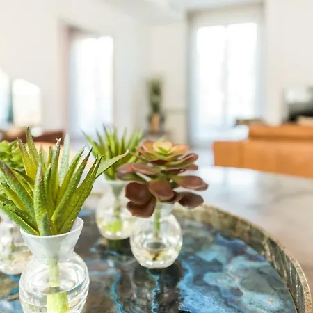 Plaza De Espana Skyline Apartment *