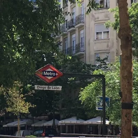 Boulevard Juan Bravo Apartamento Madrid