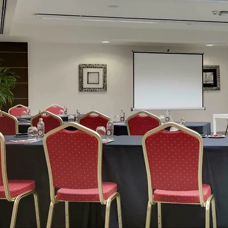 Hotell Crowne Plaza Airport Madrid