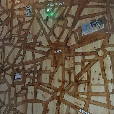 Euromadrid Hostel *