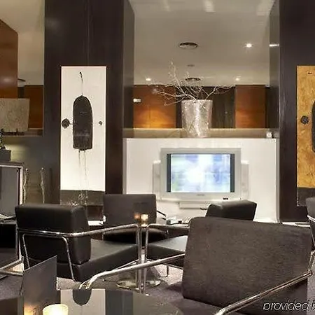 Hotel Ac Los Vascos By Marriott 3*