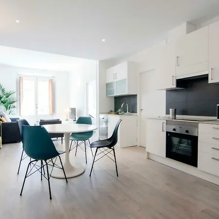 San Bernardo, 39 Apartment *