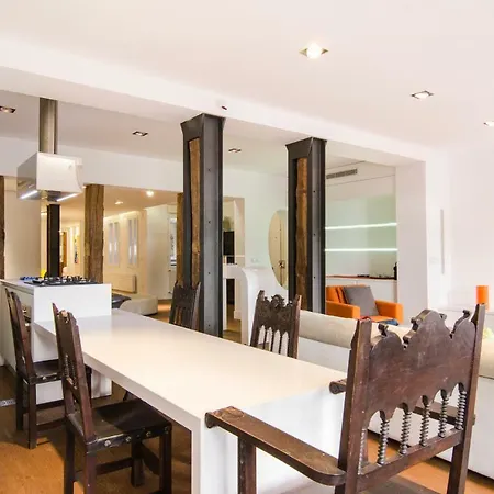 San Bernardo 4 Apartment *