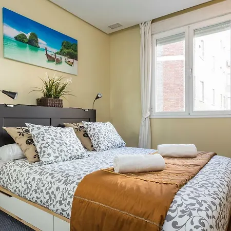 Apartment Center Superior Location *