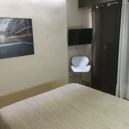 Apartament Paseo De La Castellana Madryt