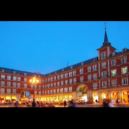 132 Calle De Toledo * Madrid