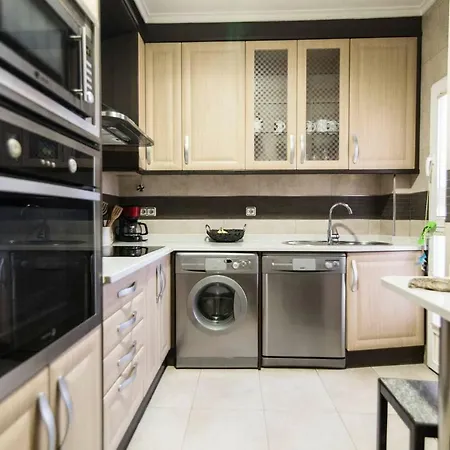 & Private Terrace Wifi + Aircon Madrid