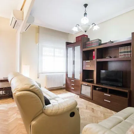 & Private Terrace Wifi + Aircon Apartment Madrid