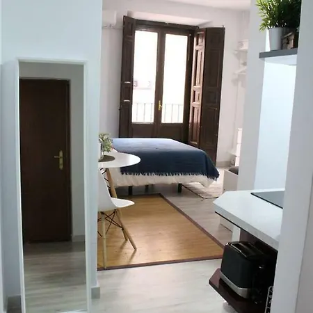 13 Calle Del Desengano Apartamento