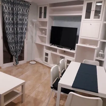 Fuencarral Apartment *