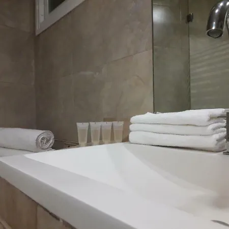 Fuencarral Apartment *