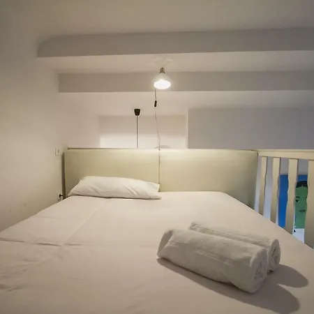 Apartamento Con Encanto En Sol-madrid#a Apartment Madrid