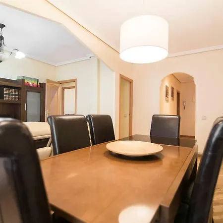 & Private Terrace Wifi + Aircon * Madrid