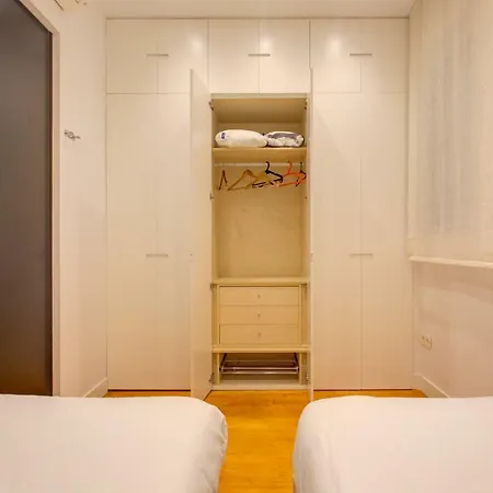 Luxury Rooms Madrid Center Duplex Apartment