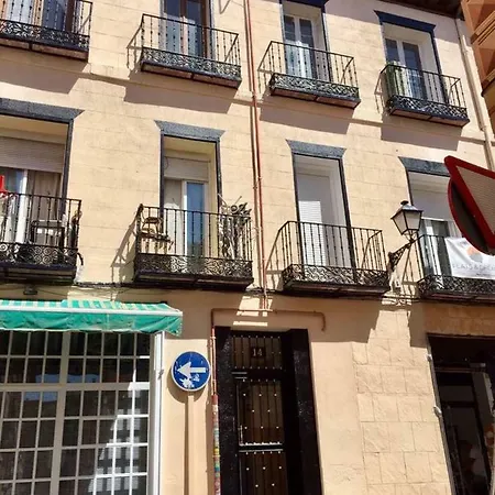 Atico En Calle Cabestreros - Lavapies/la Latina Apartment *
