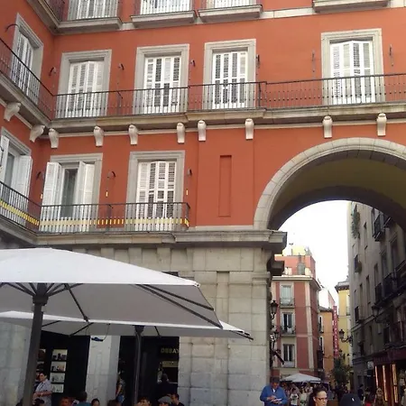 Moh Plaza Mayor 1 Apartment *