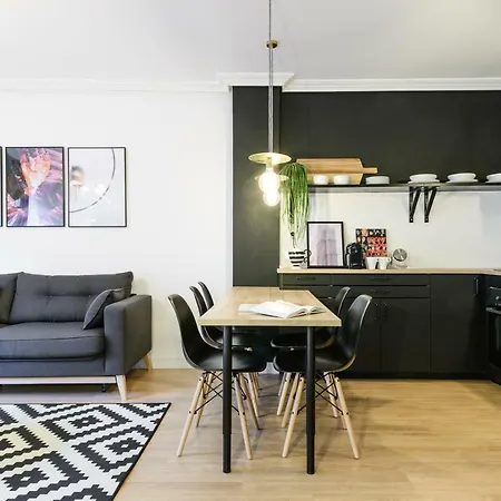 Apartment Charming Puerta De Toledo Iv Madrid