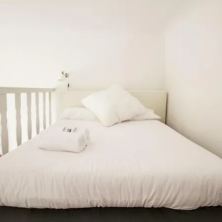 Apartamento Con Encanto En Sol-madrid#a Apartment