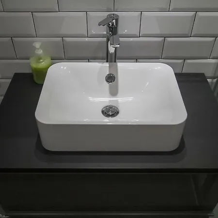 Apartamento Con Encanto En Sol-madrid#a Apartment *