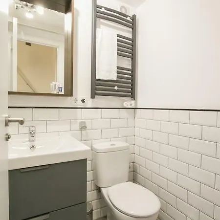 Apartamento Con Encanto En Sol-madrid#a Madrid