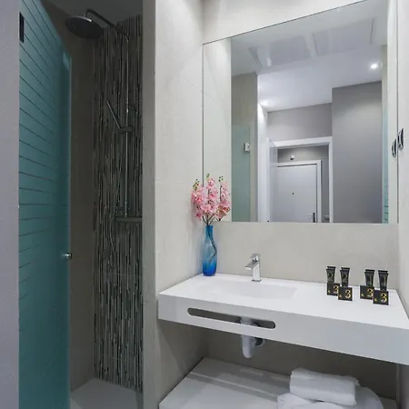 Dobohomes - Factor Apartment *