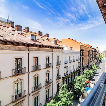 Luxurious In Calle Atocha By Batuecas