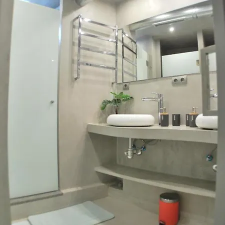 Nao Malasana - Gran Via Apartment *
