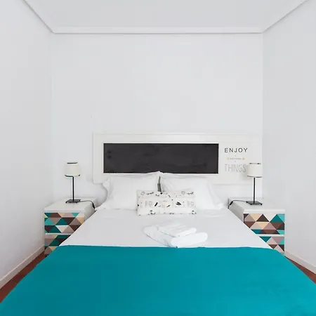 Apartment Homelike Embajadores Madrid
