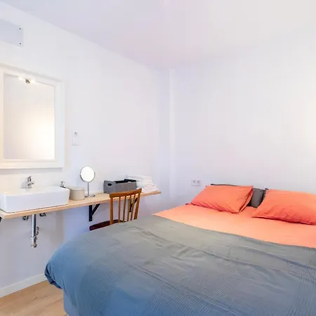 Independent Close To Ifema Y Aeropuertob Apartment Madrid