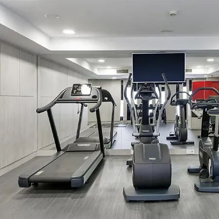 Hotel Nh Collection Abascal 4*