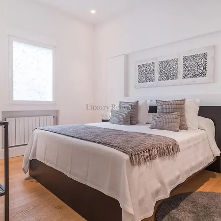 Bailen Palacio Real Apartment *