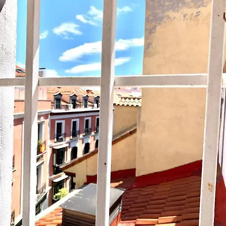 Por Temporada En Puerta Del Sol Madrid