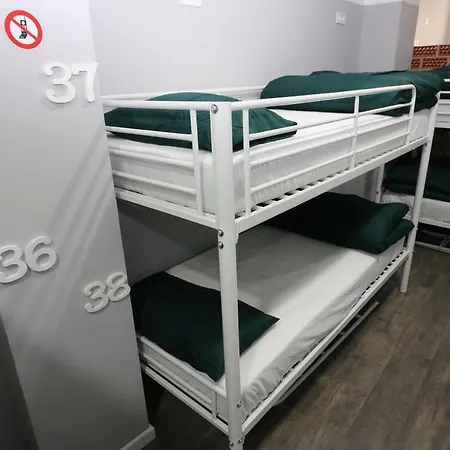 Downtown Hostal
