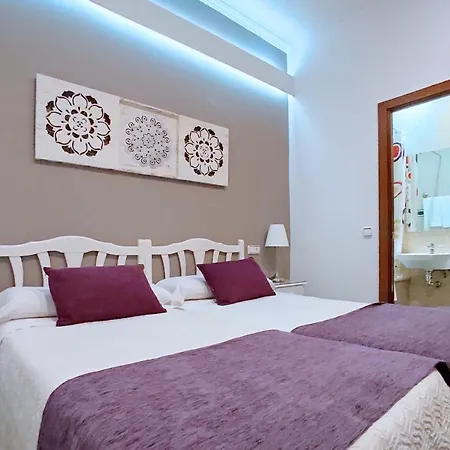 Bruna Paseo Del Prado Guest house
