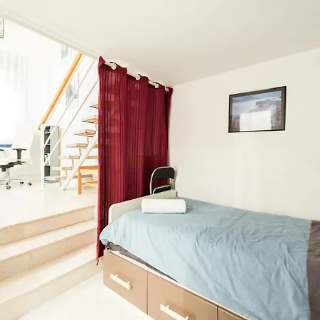El Pasaje De Montesa Apartment
