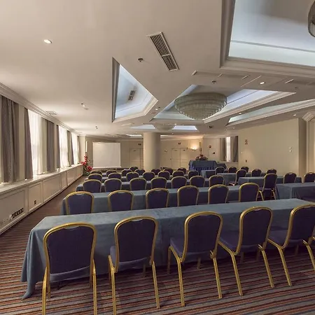 Отель Princesa Plaza 4*
