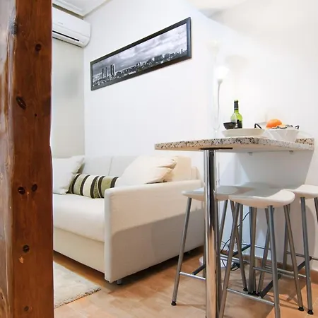 Apartment Genova En Madrid