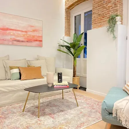 Apartment Con Encanto En La Latina Madrid