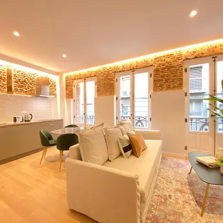 Apartment Con Encanto En La Latina Madrid