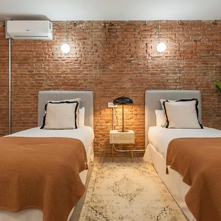 Apartment Con Encanto En La Latina Madrid