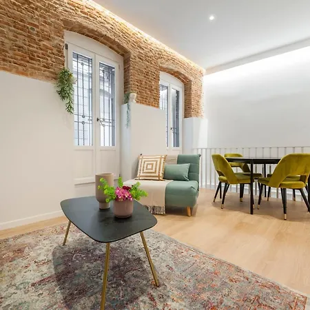 Con Encanto En La Latina Apartment *