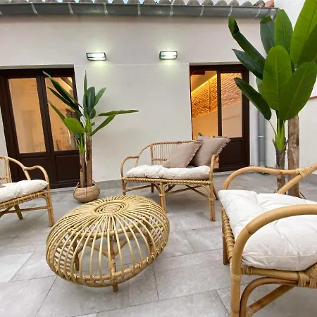Con Encanto En La Latina Apartment *