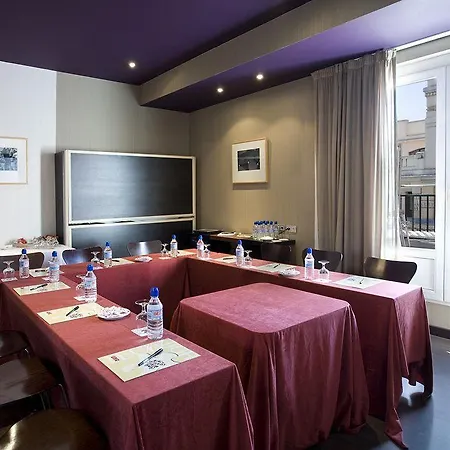 Hotel Petit Palace Puerta Del Sol 3*
