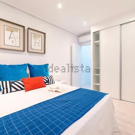 Beautiful And Comfortable Flat In Center Of *