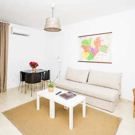 Urban Vida Carretas Apartment Madrid