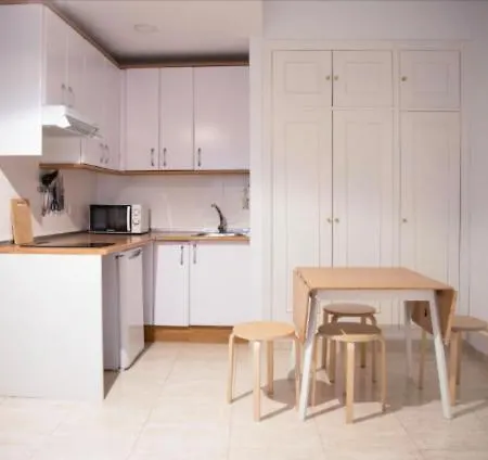 Apartment Urban Vida Carretas Madrid