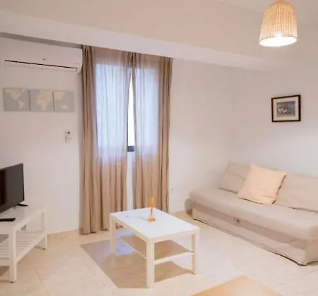 Urban Vida Carretas Apartment